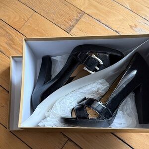 Michael Kors Glossy Black Heels